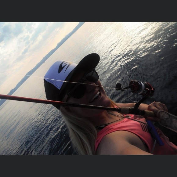 Meet your Posher, Katie - Picture 2 of 2